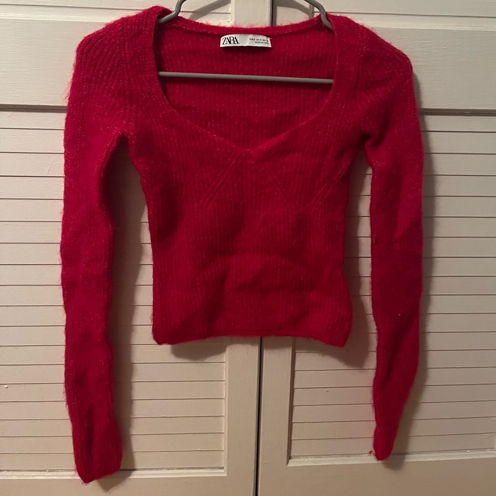 Zara Women’s Red Low-Neck Sweater
